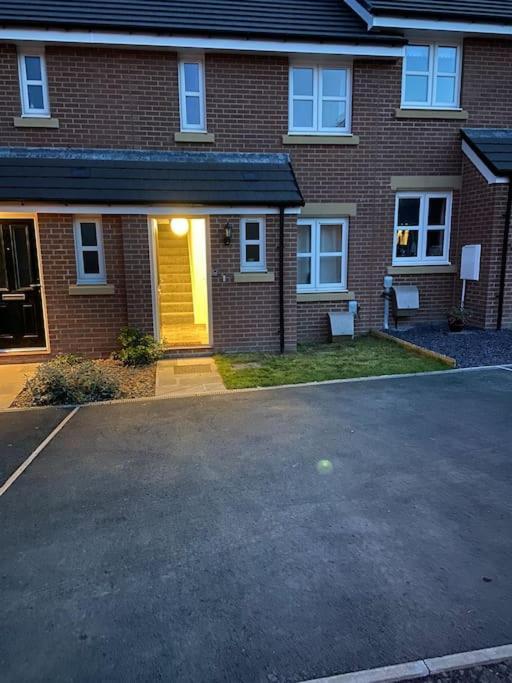Modern 2 Bed Nestled In The Abergavenny Hills Βίλα Εξωτερικό φωτογραφία